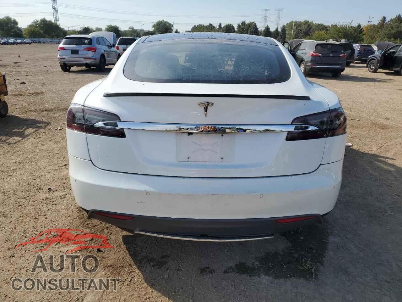 TESLA MODEL S 2016 - 5YJSA1E47GF125080