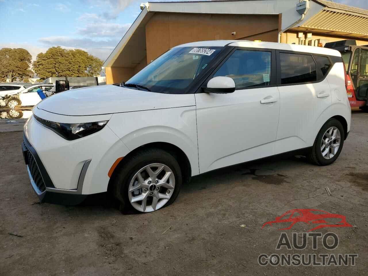 KIA SOUL 2024 - KNDJ23AU5R7233734