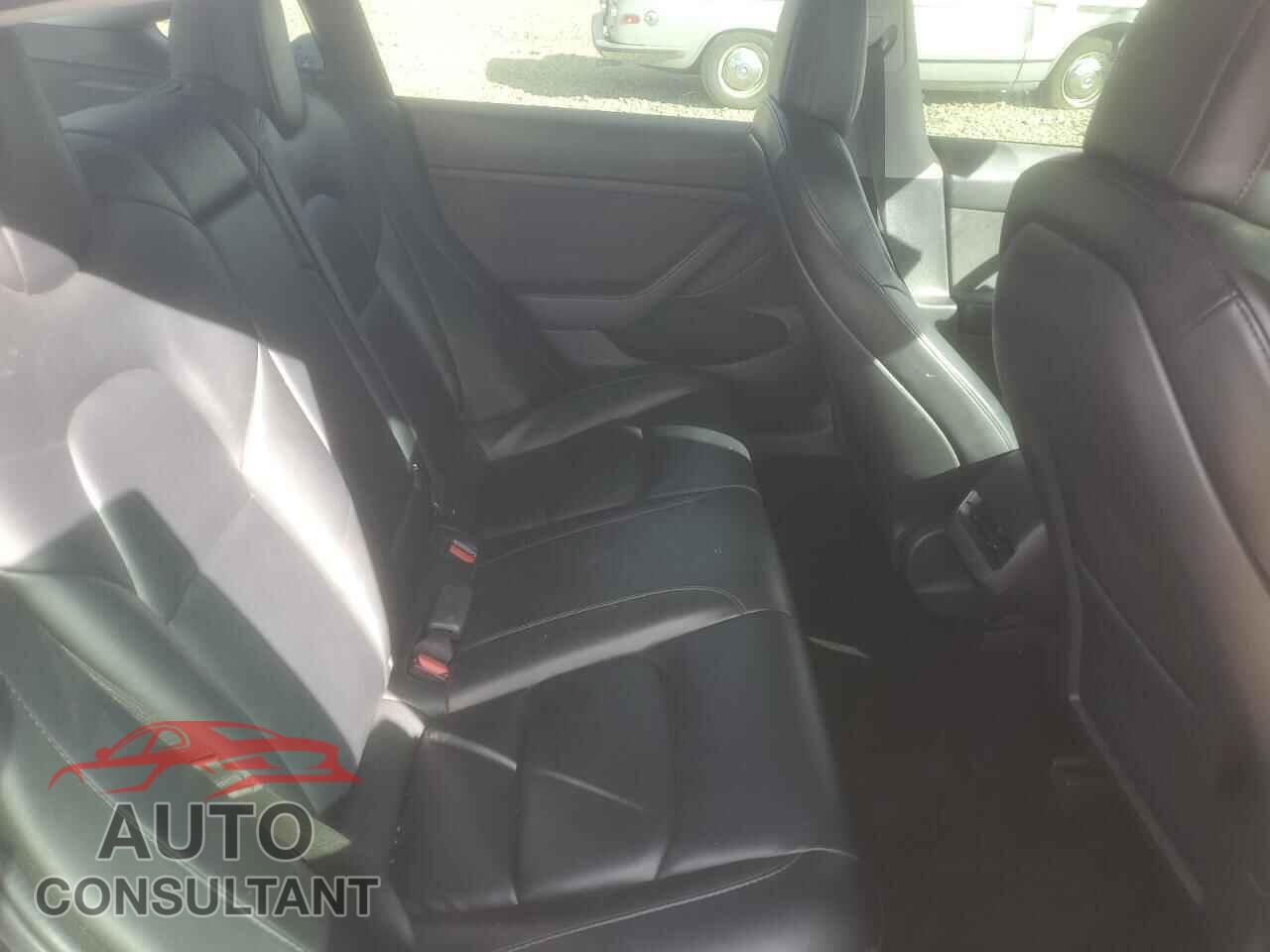 TESLA MODEL 3 2021 - 5YJ3E1EA0MF093986