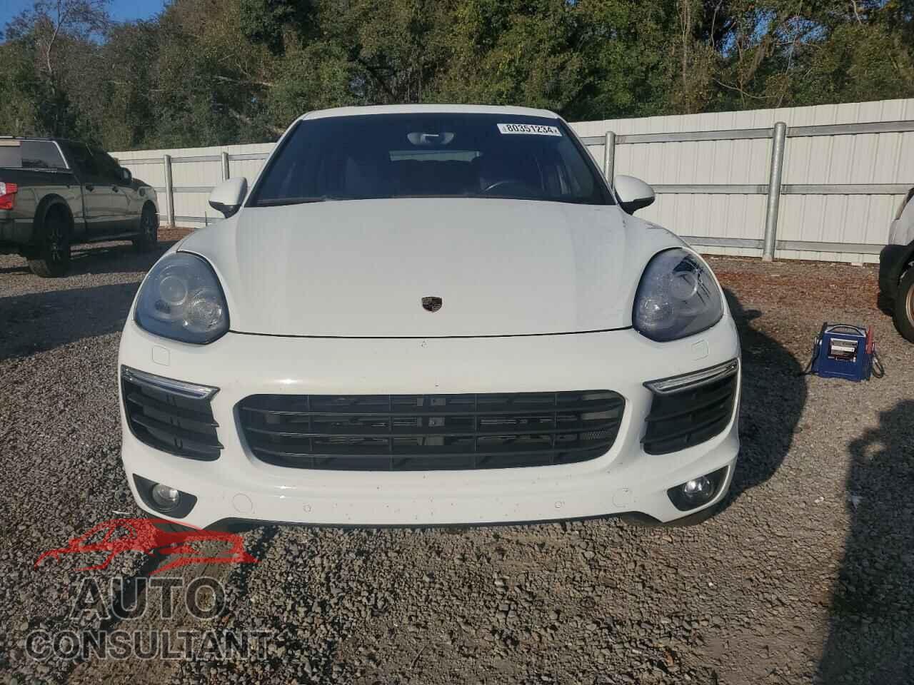 PORSCHE CAYENNE 2017 - WP1AA2A28HKA82779