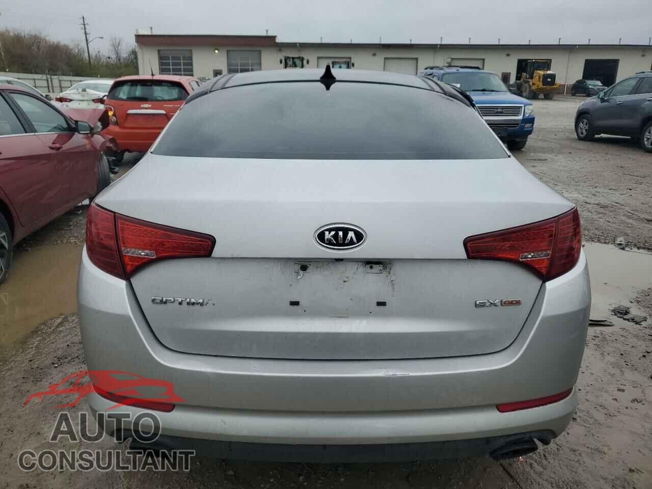 KIA OPTIMA 2011 - KNAGN4A76B5118866