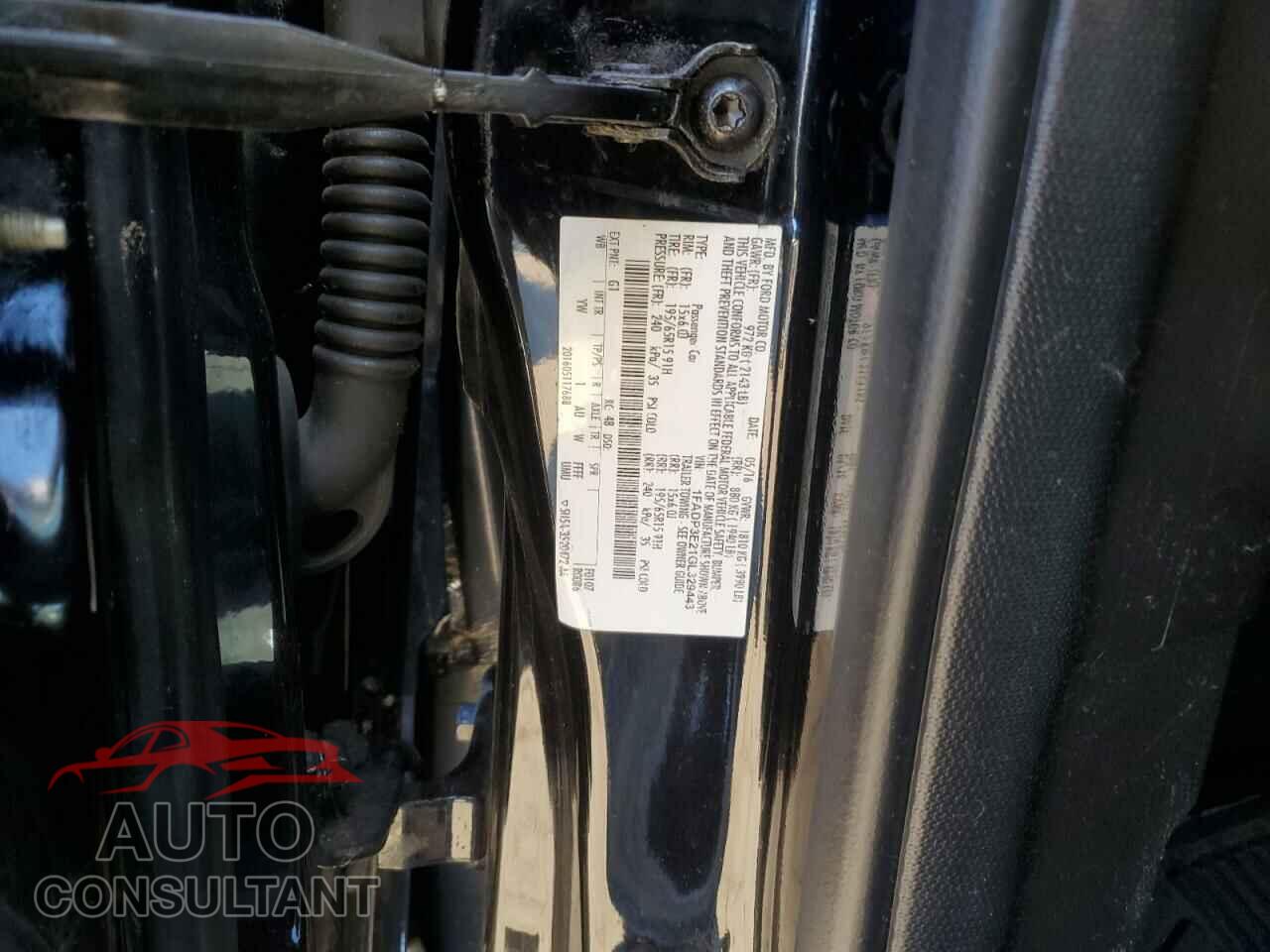 FORD FOCUS 2016 - 1FADP3E21GL329443
