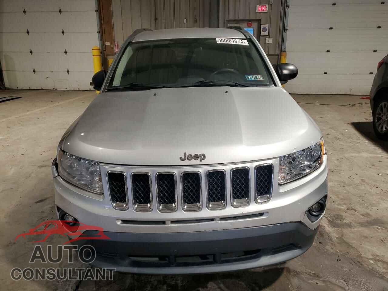 JEEP COMPASS 2011 - 1J4NF1FB9BD280753