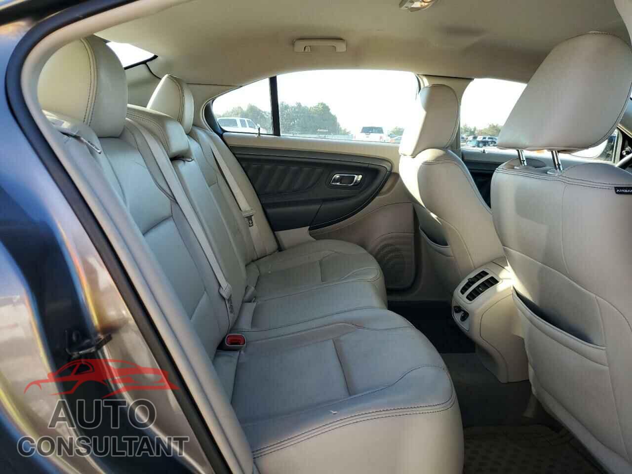 FORD TAURUS 2011 - 1FAHP2EW7BG136231