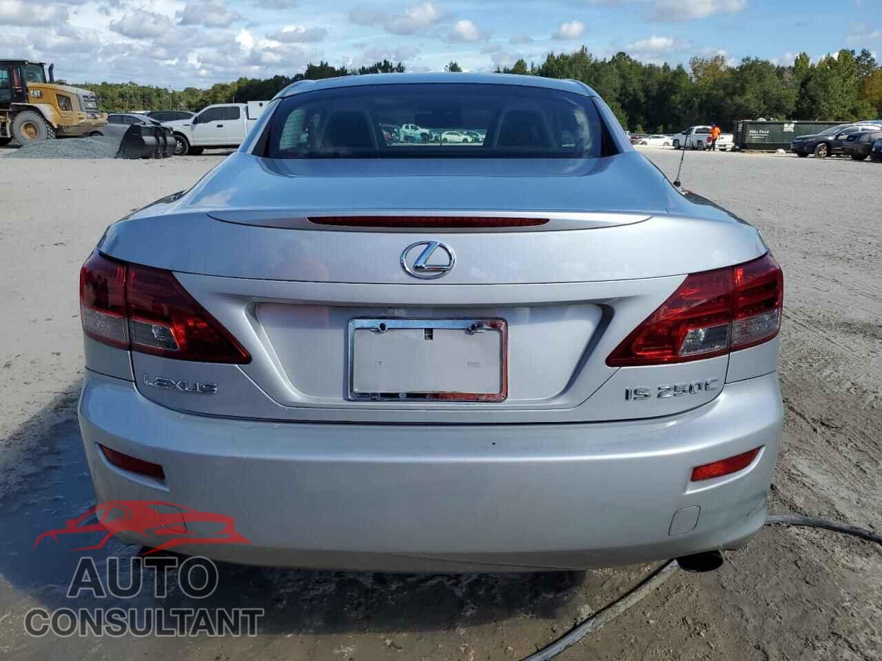 LEXUS IS 2010 - JTHFF2C21A2502103