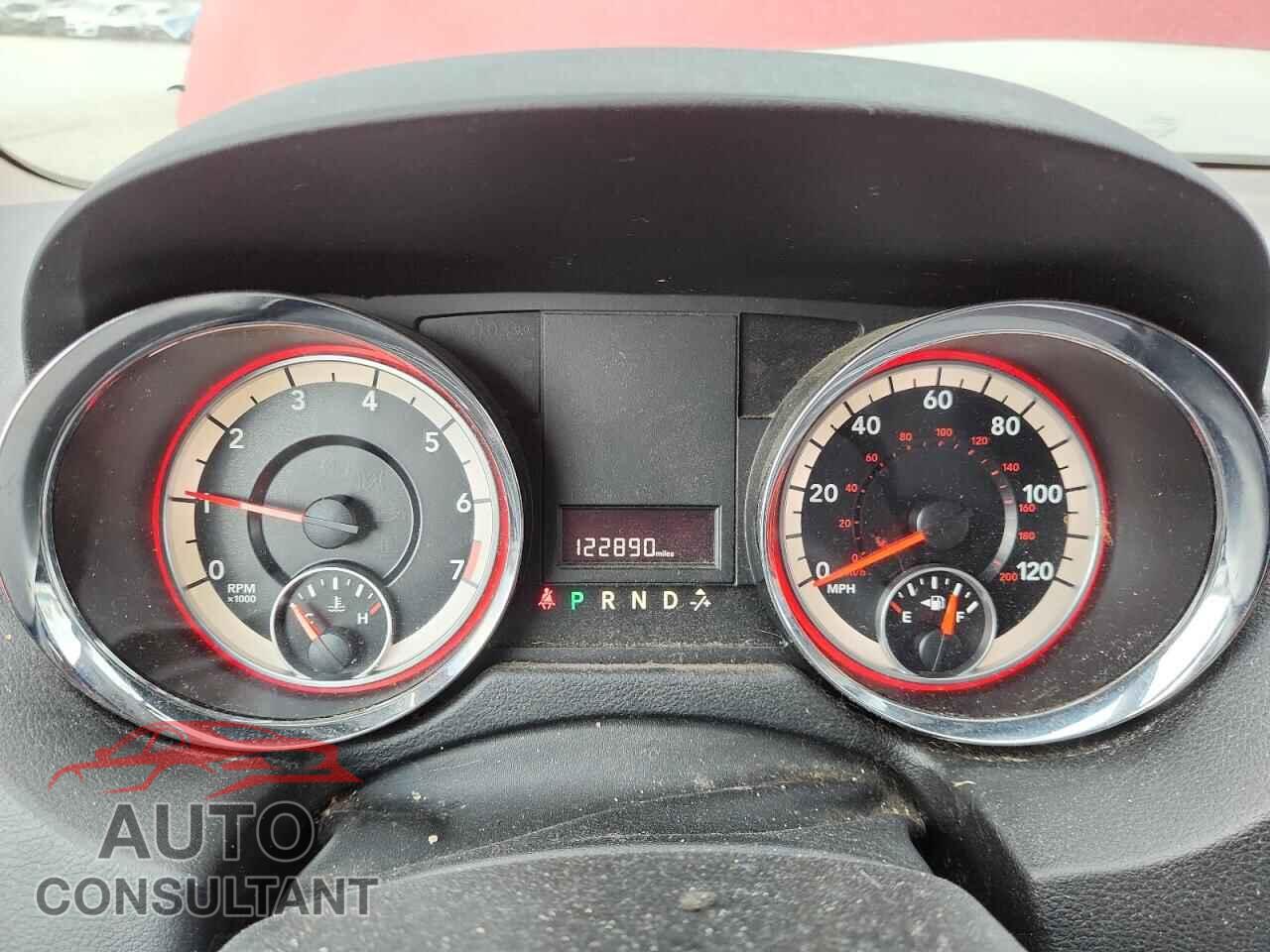 DODGE CARAVAN 2015 - 2C4RDGBG9FR615191