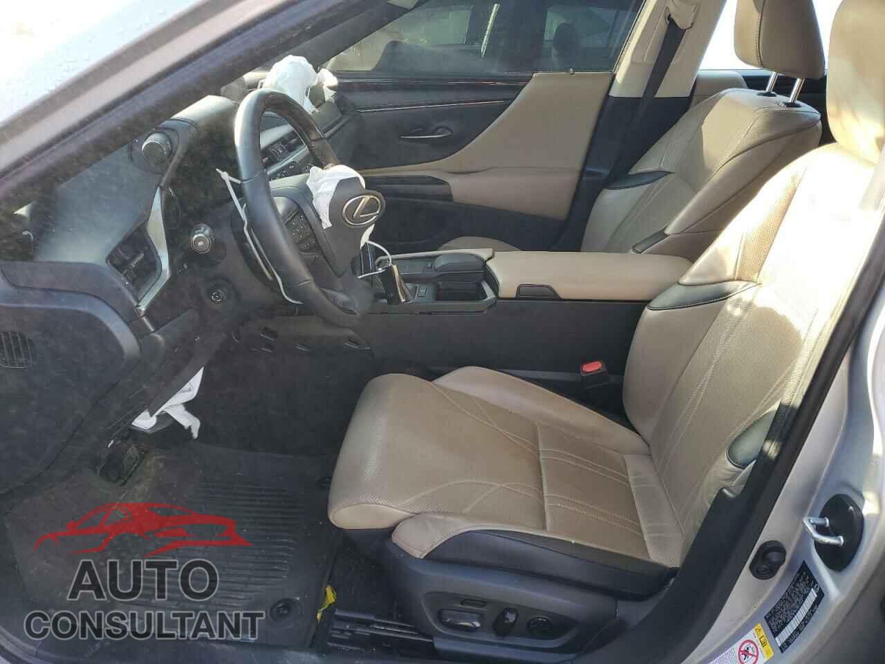 LEXUS ES350 2019 - 58ABZ1B15KU022442