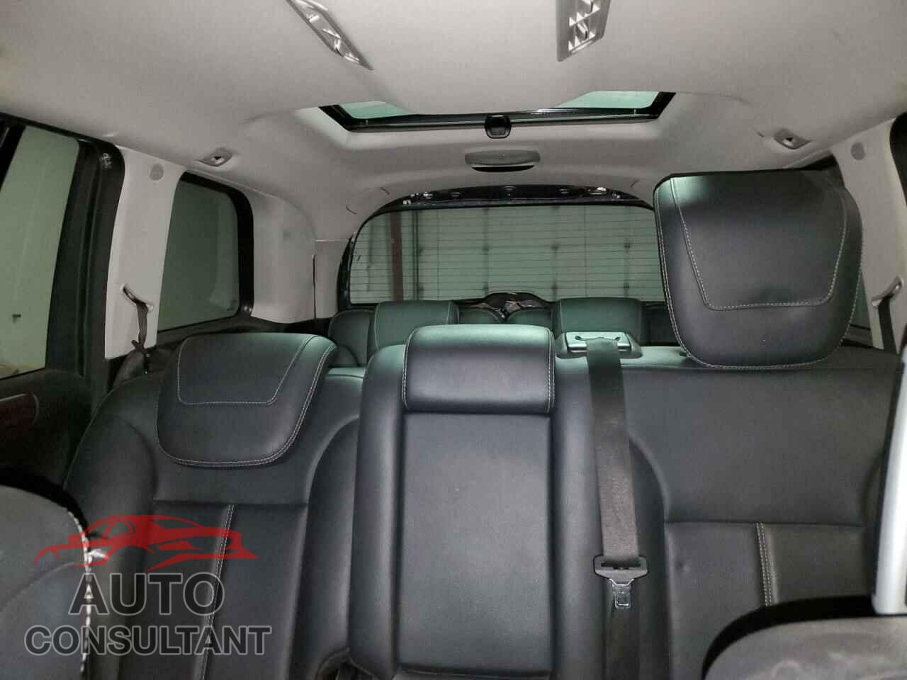 MERCEDES-BENZ GL-CLASS 2011 - 4JGBF2FE8BA679952
