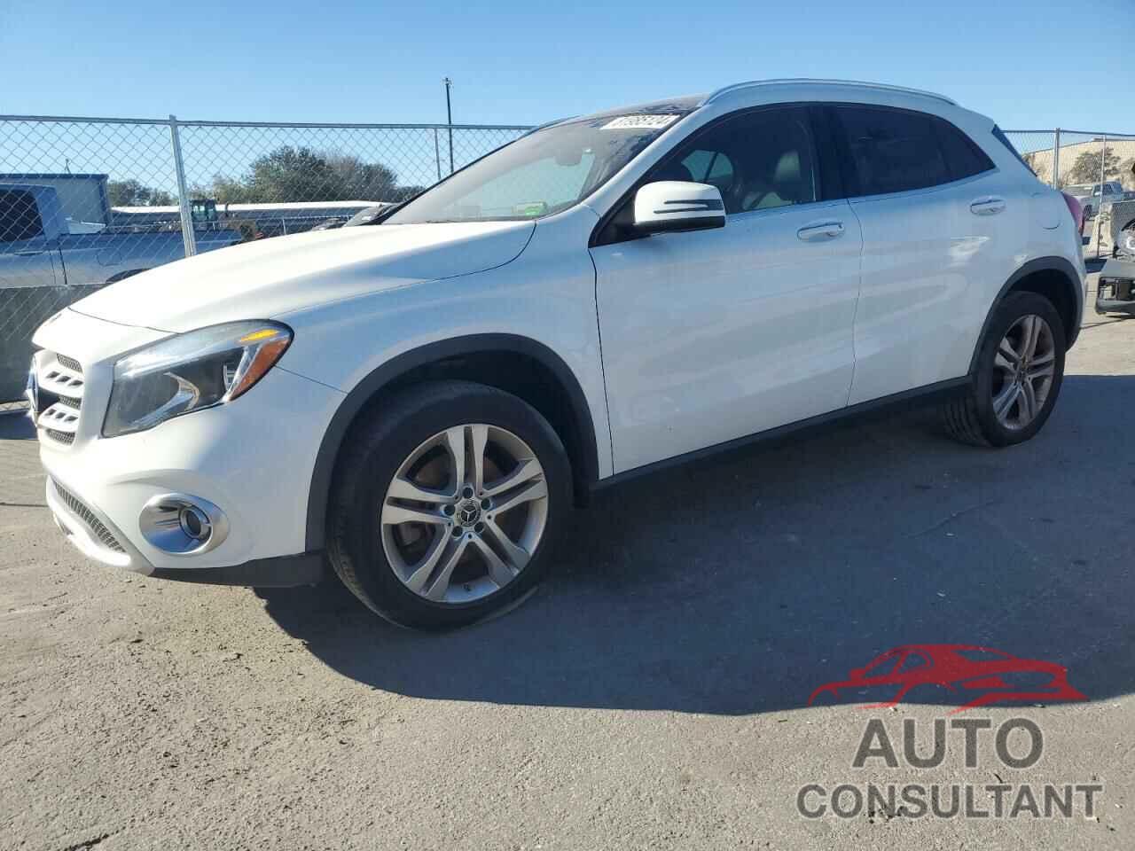 MERCEDES-BENZ GLA-CLASS 2019 - WDCTG4GB6KJ548499