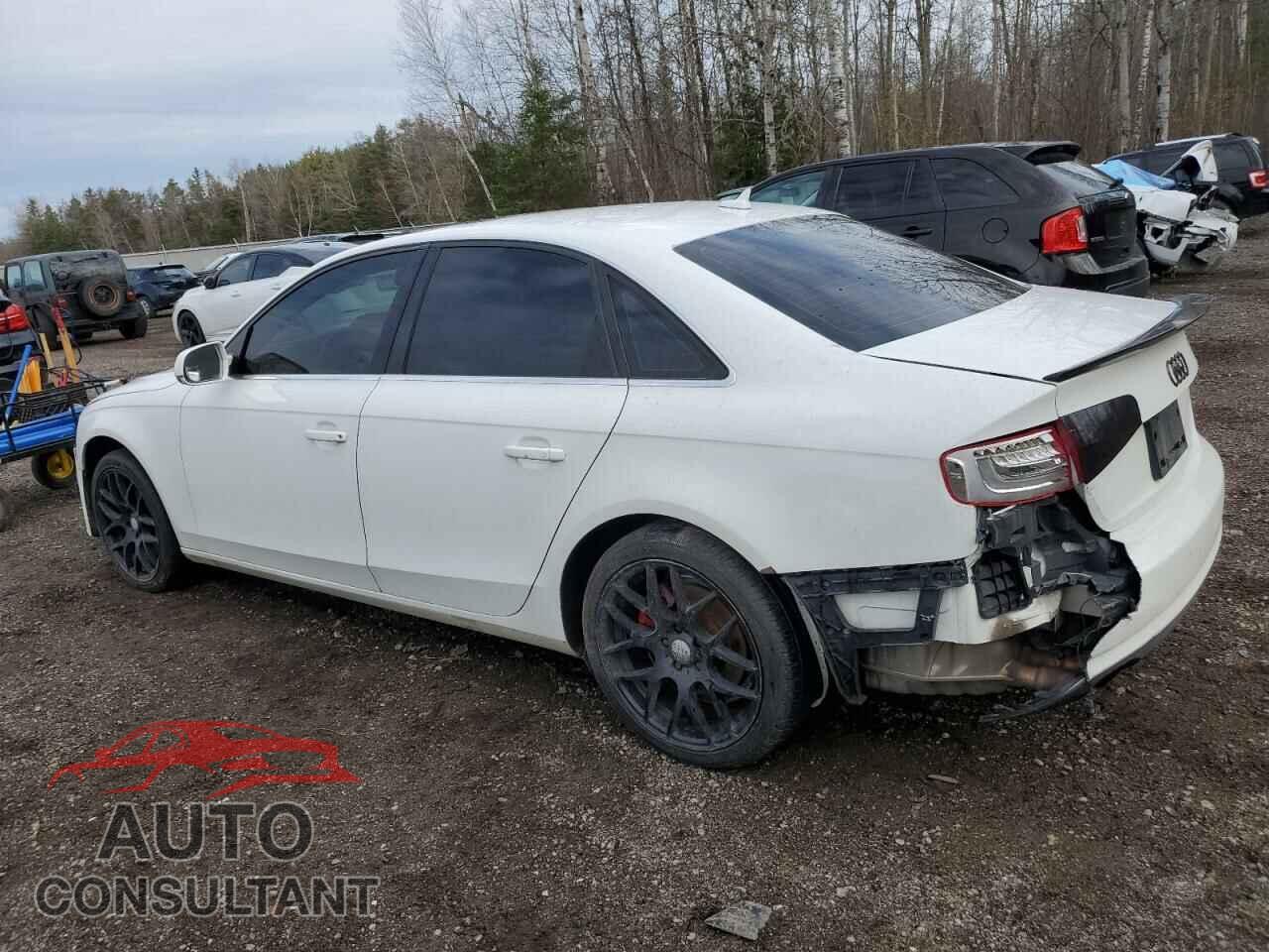 AUDI A4 2013 - WAUFFCFL4DN048070