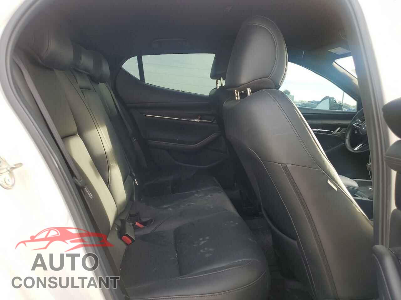 MAZDA 3 2019 - JM1BPBMM6K1130889