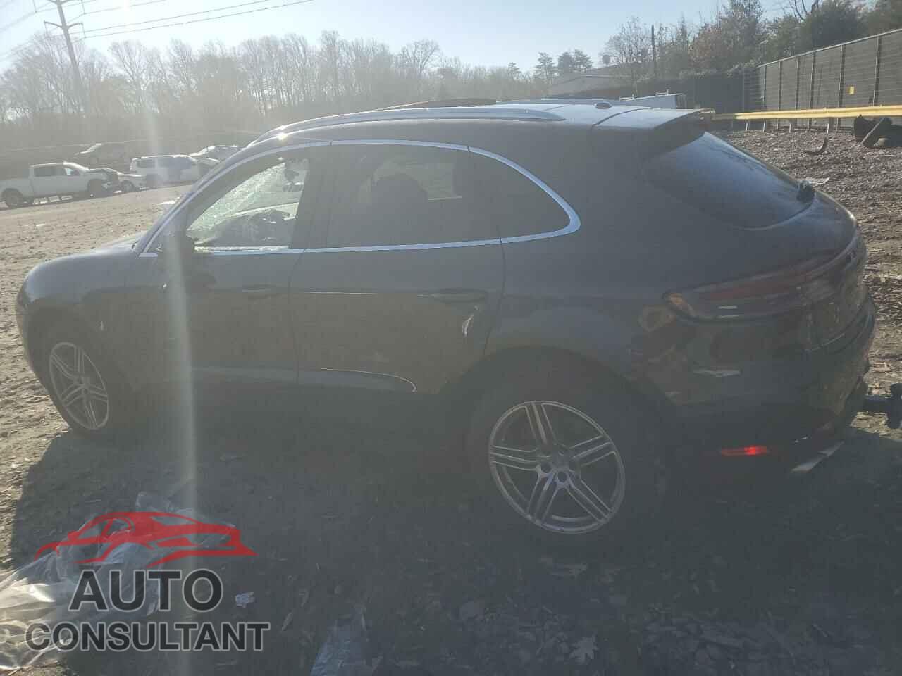 PORSCHE MACAN 2021 - WP1AB2A56MLB31246