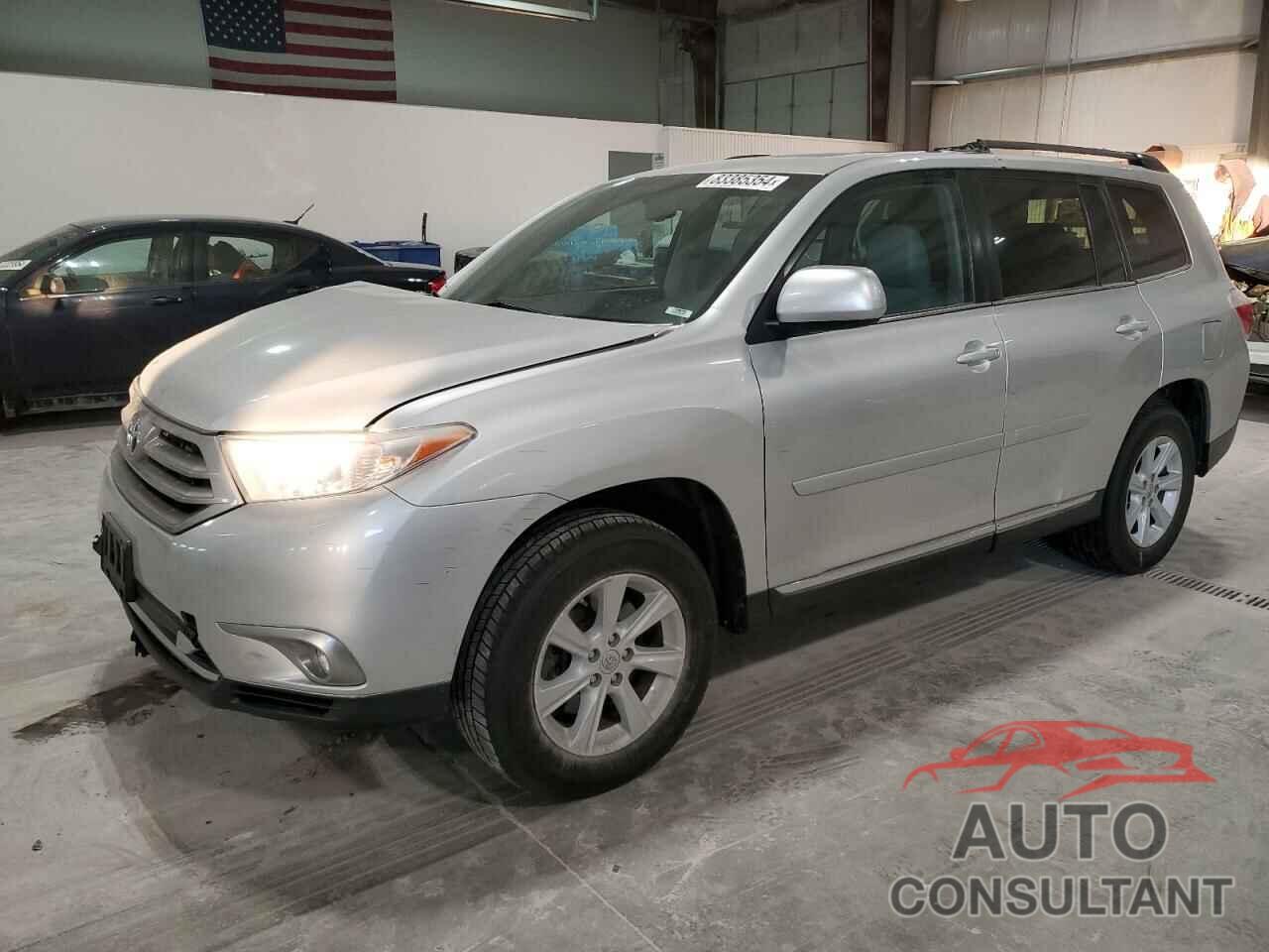 TOYOTA HIGHLANDER 2013 - 5TDBK3EH8DS226373