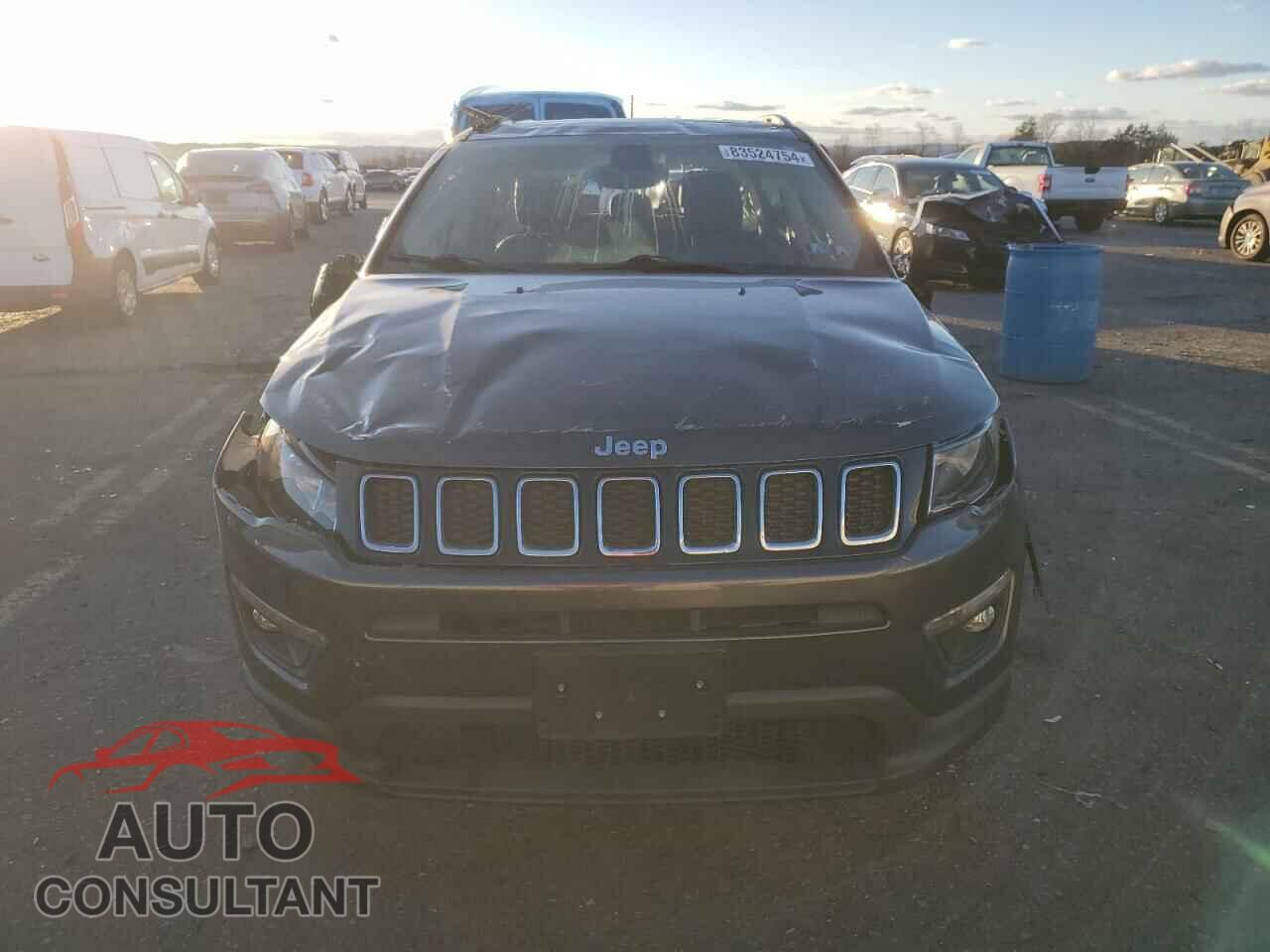 JEEP COMPASS 2018 - 3C4NJDBB7JT366809