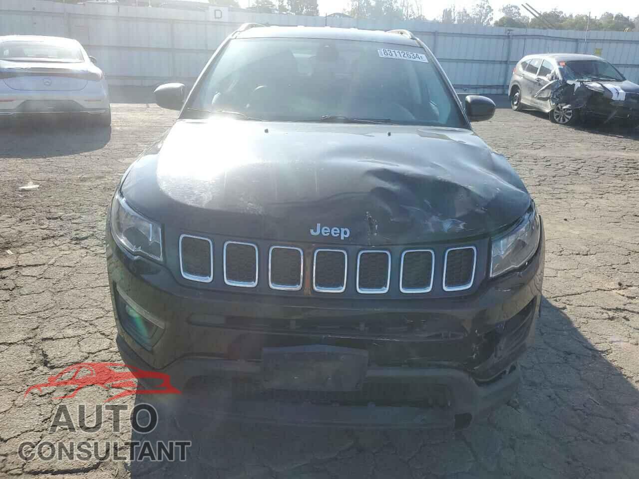 JEEP COMPASS 2017 - 3C4NJDBB0HT680988