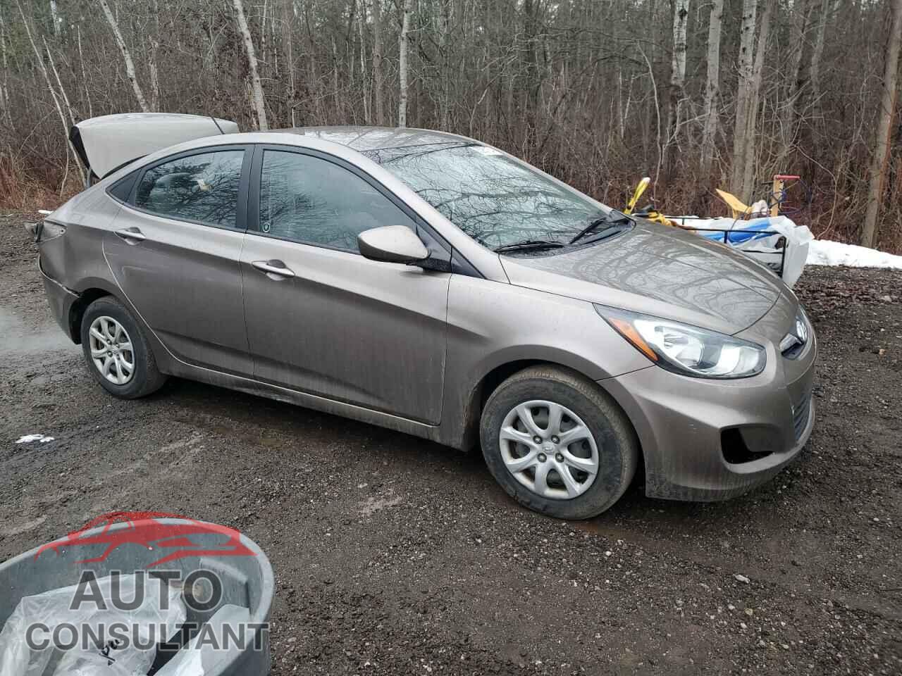 HYUNDAI ACCENT 2013 - KMHCT4AE2DU303149