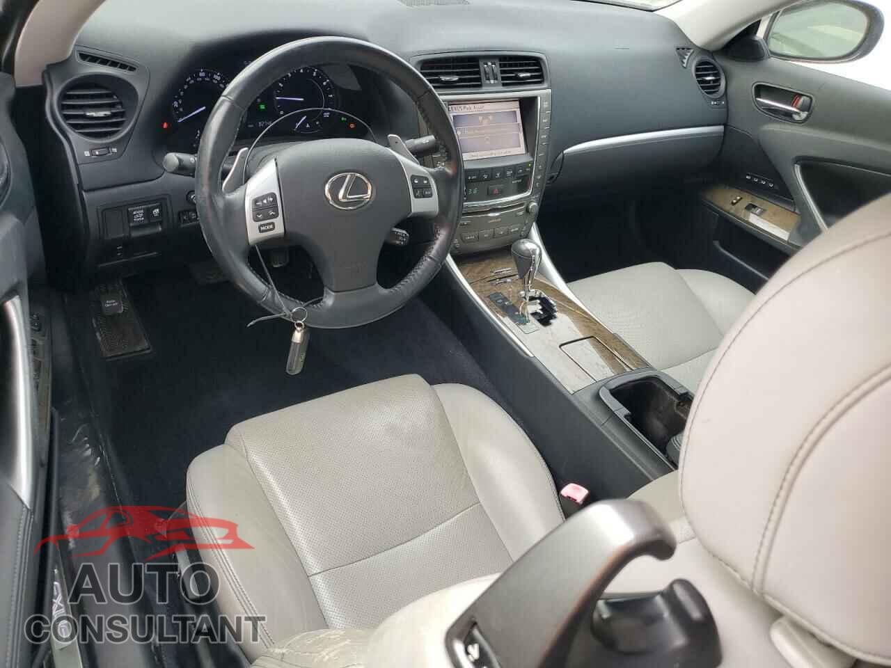 LEXUS IS 2011 - JTHFF2C28B2518574