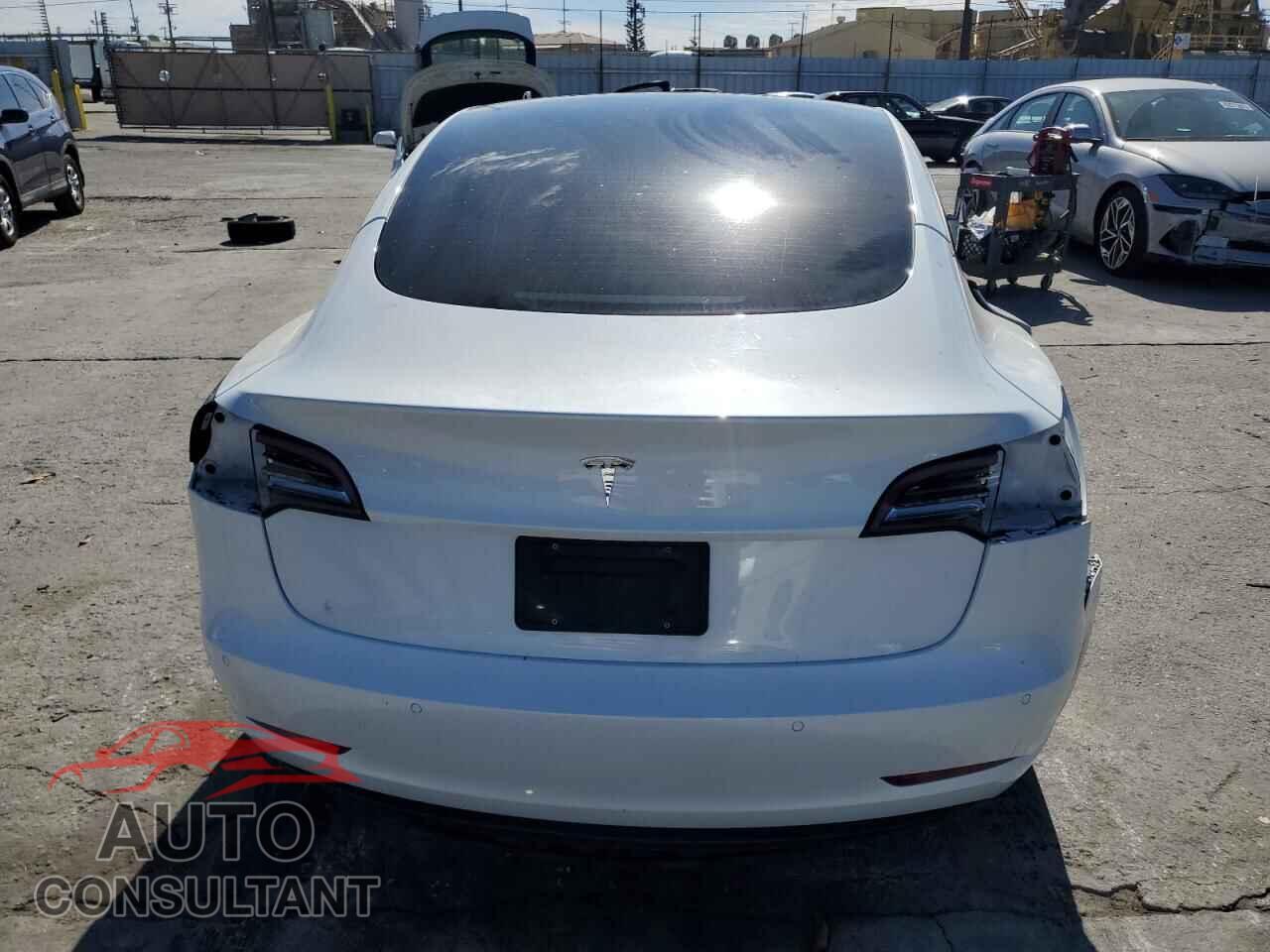 TESLA MODEL 3 2021 - 5YJ3E1EA5MF068372
