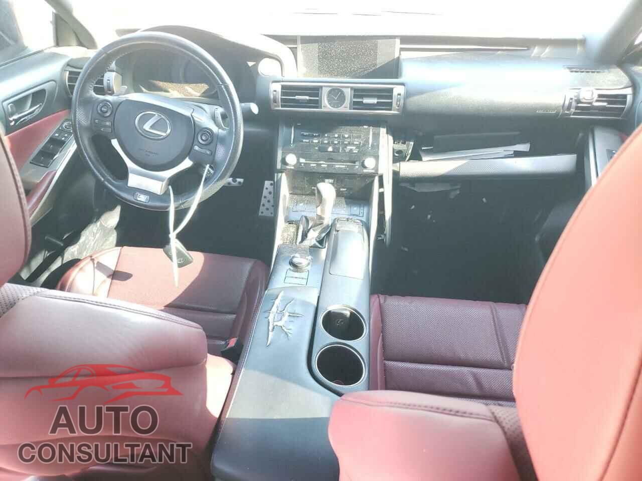 LEXUS IS 2014 - JTHBE1D21E5011089