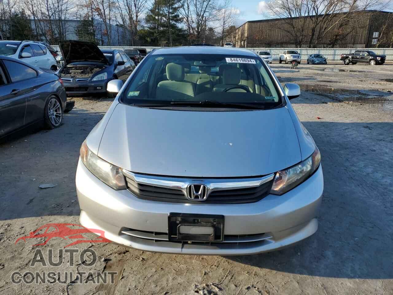 HONDA CIVIC 2012 - 2HGFB2F50CH568026