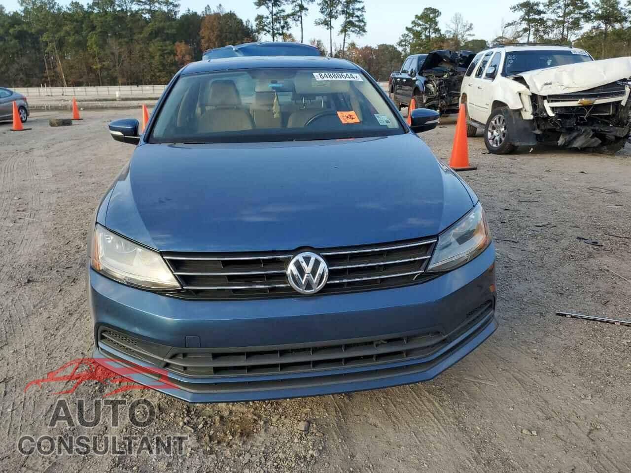 VOLKSWAGEN JETTA 2017 - 3VWDB7AJ9HM281183