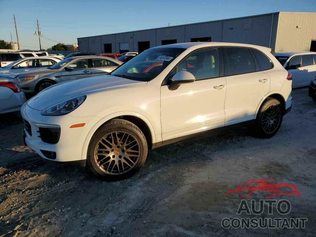 PORSCHE CAYENNE 2017 - WP1AA2A23HKA88280