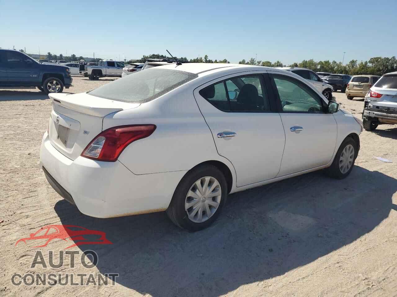 NISSAN VERSA 2019 - 3N1CN7AP3KL831987