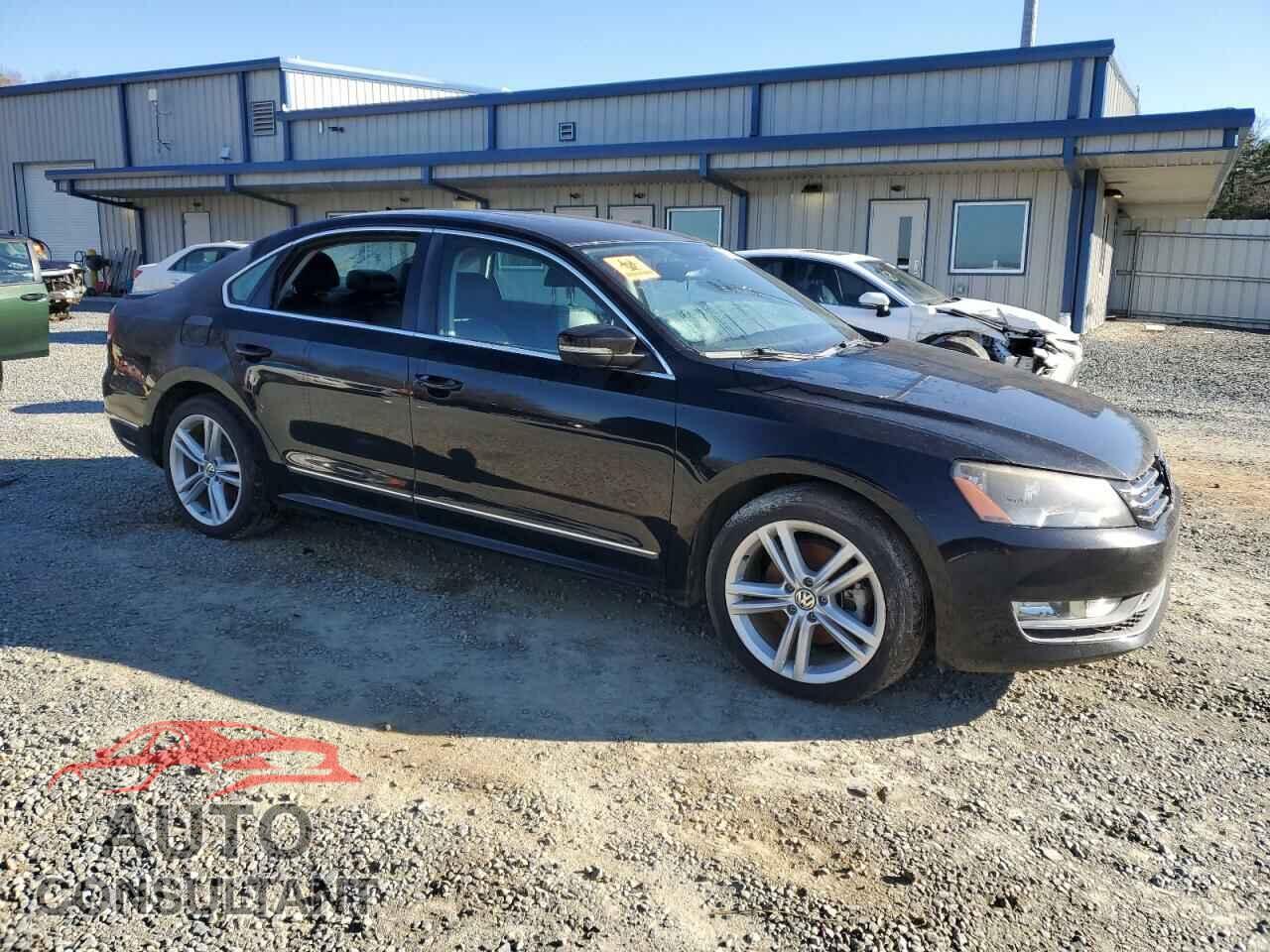 VOLKSWAGEN PASSAT 2014 - 1VWCS7A32EC022156