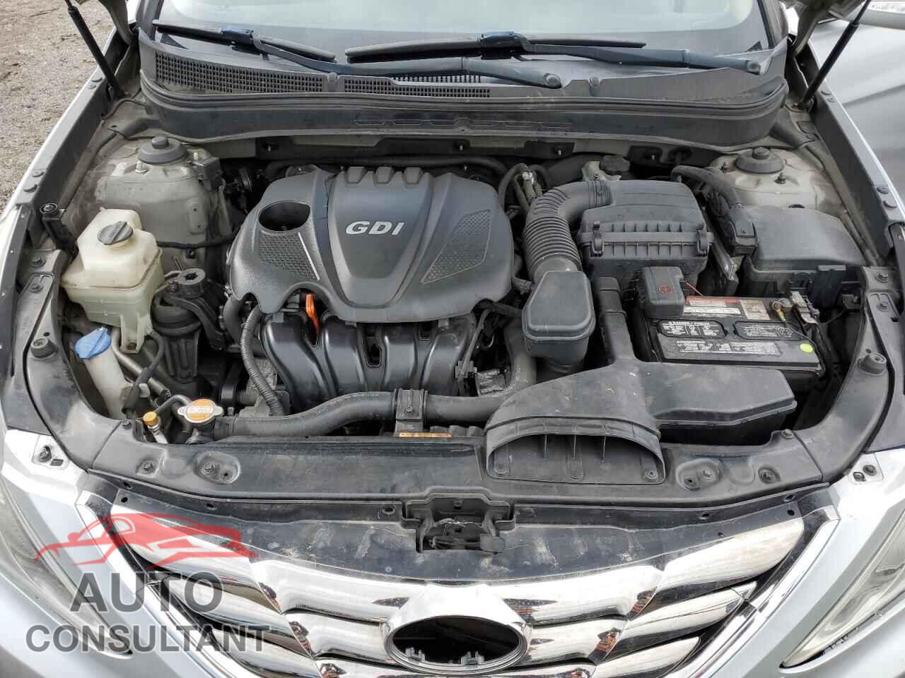 HYUNDAI SONATA 2011 - 5NPEC4AC2BH008975