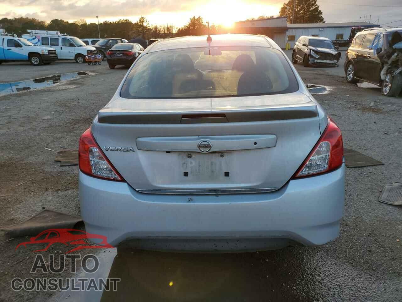NISSAN VERSA 2019 - 3N1CN7AP3KL822206