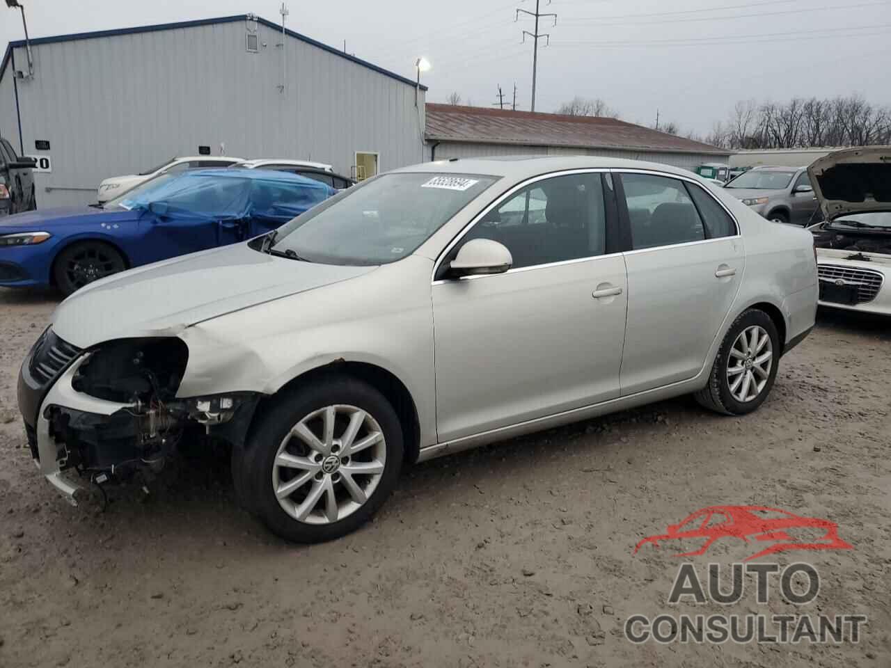 VOLKSWAGEN JETTA 2010 - 3VWRZ7AJ2AM020890