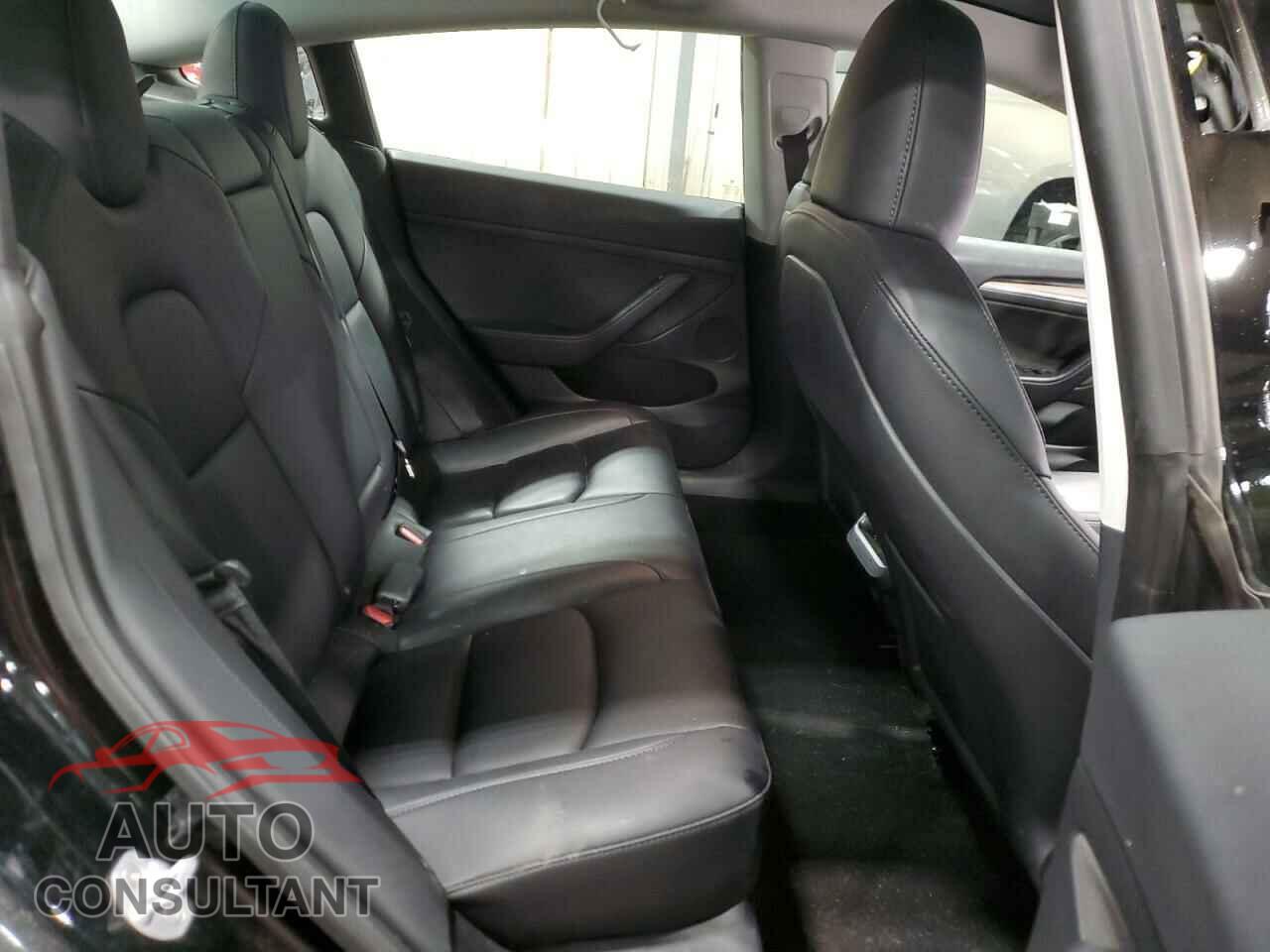 TESLA MODEL 3 2023 - 5YJ3E1EA7PF604646
