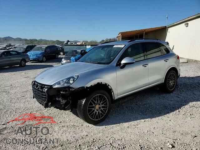 PORSCHE CAYENNE 2017 - WP1AA2A27HKA80604