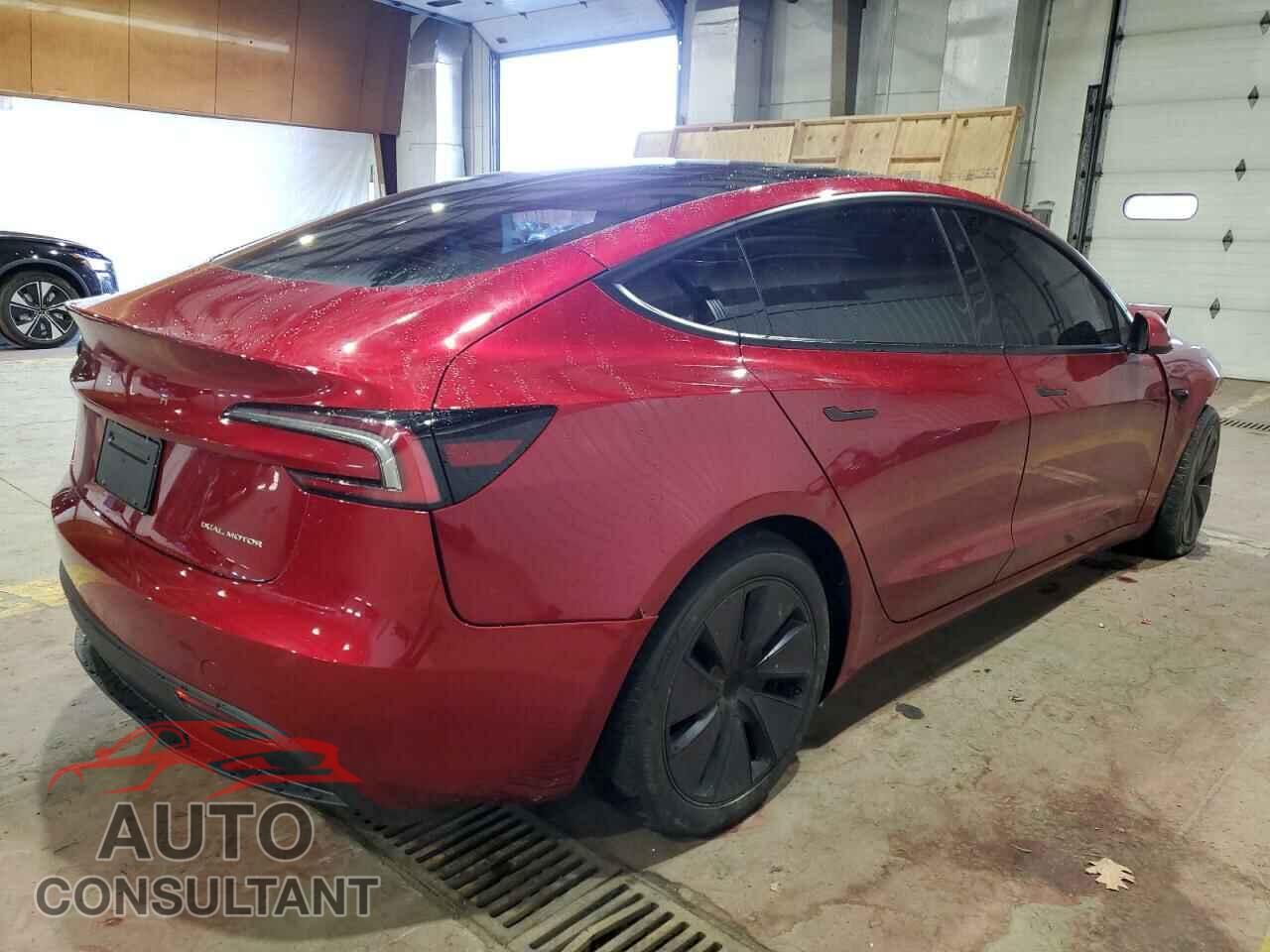 TESLA MODEL 3 2024 - 5YJ3E1EB5RF843382