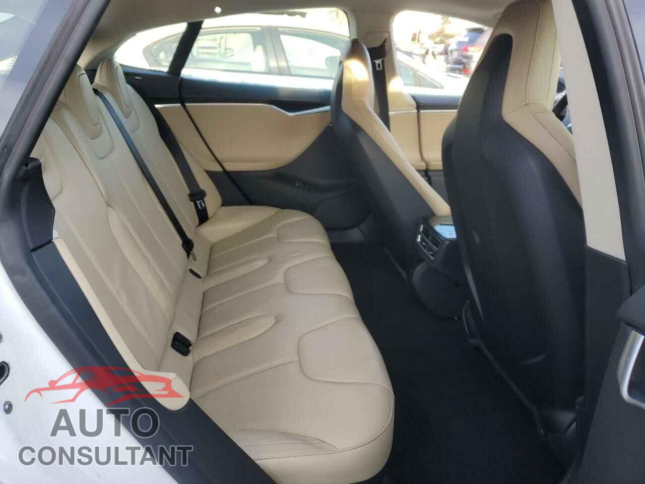 TESLA MODEL S 2013 - 5YJSA1CG0DFP03545