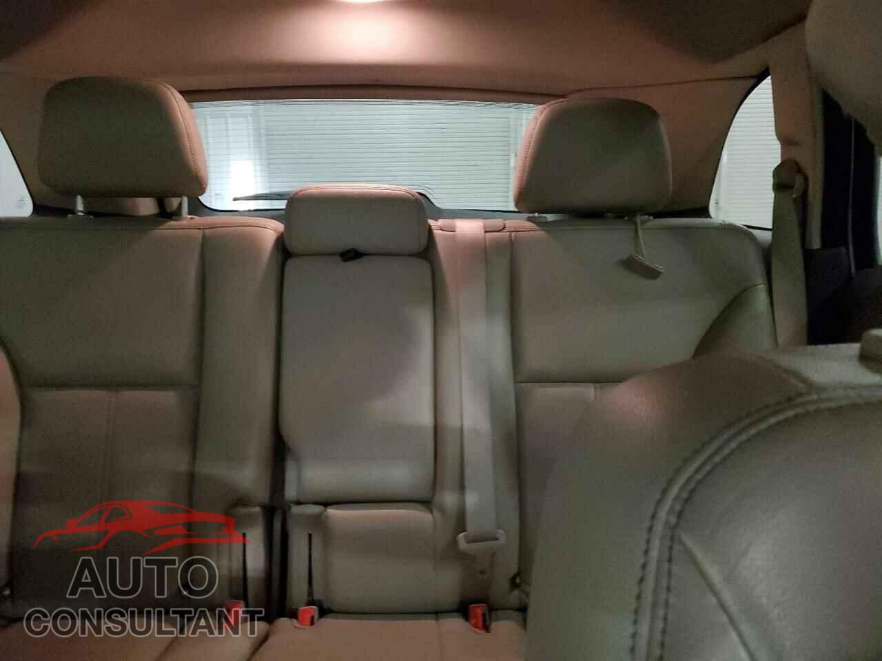FORD EDGE 2013 - 2FMDK4JC6DBE18915