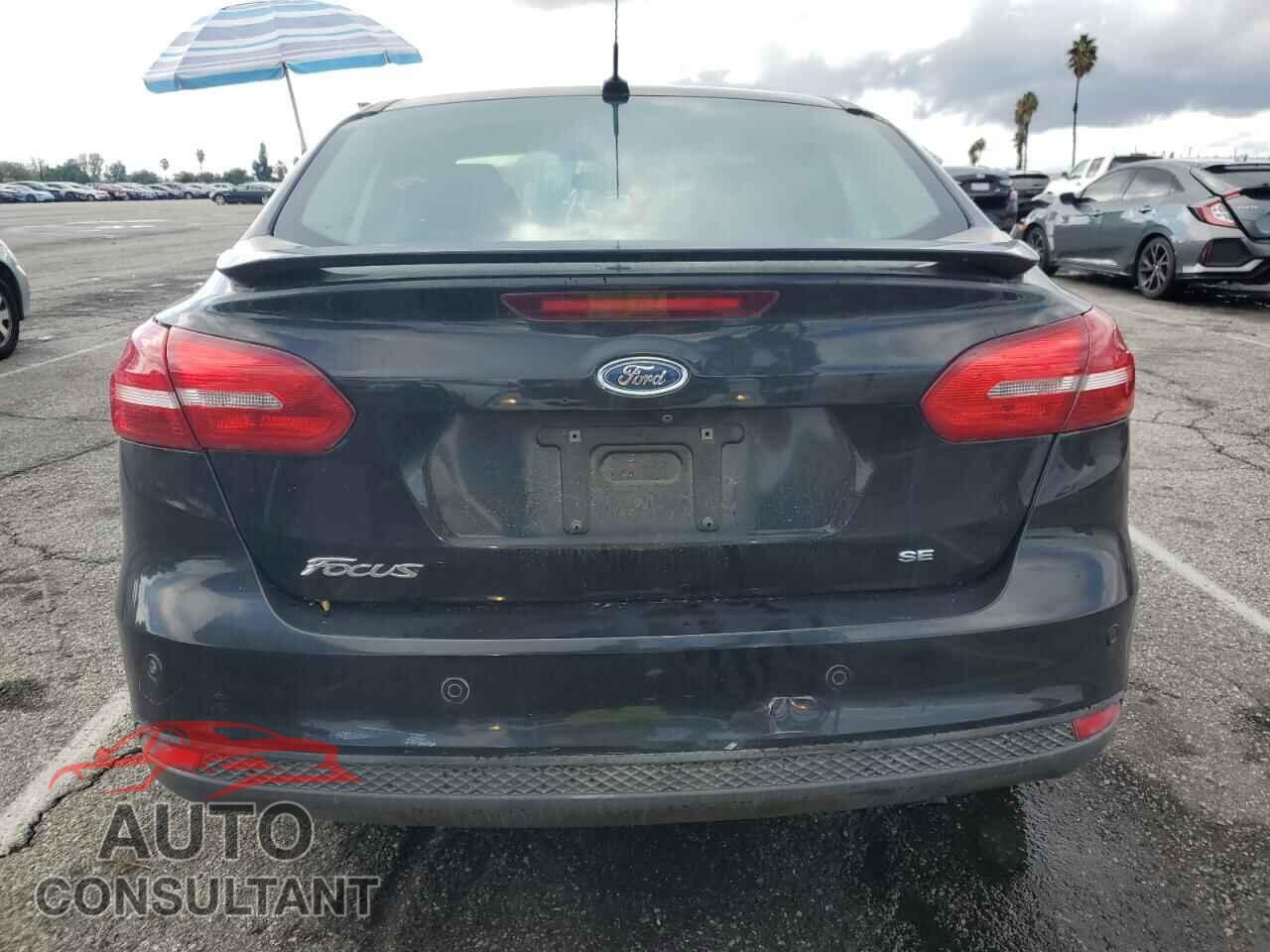 FORD FOCUS 2015 - 1FADP3F23FL385879