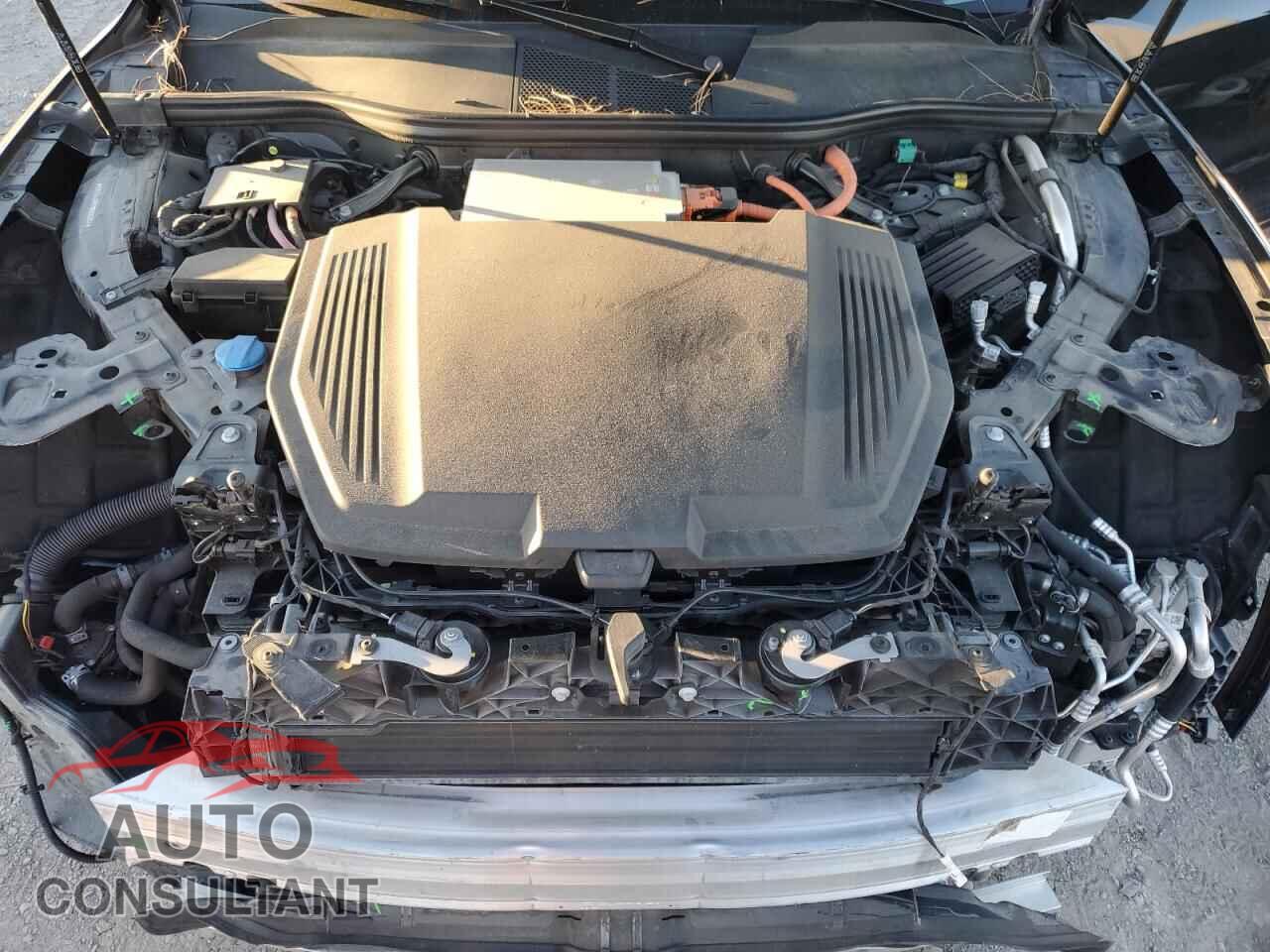 AUDI E-TRON 2021 - WA1AAAGE7MB022767