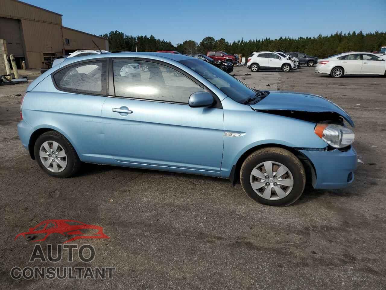 HYUNDAI ACCENT 2011 - KMHCM3AC7BU201400