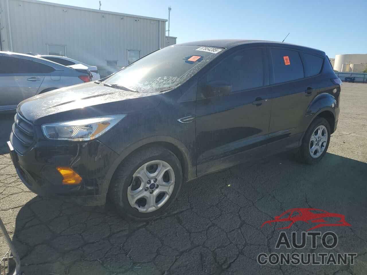FORD ESCAPE 2017 - 1FMCU0F77HUC14750