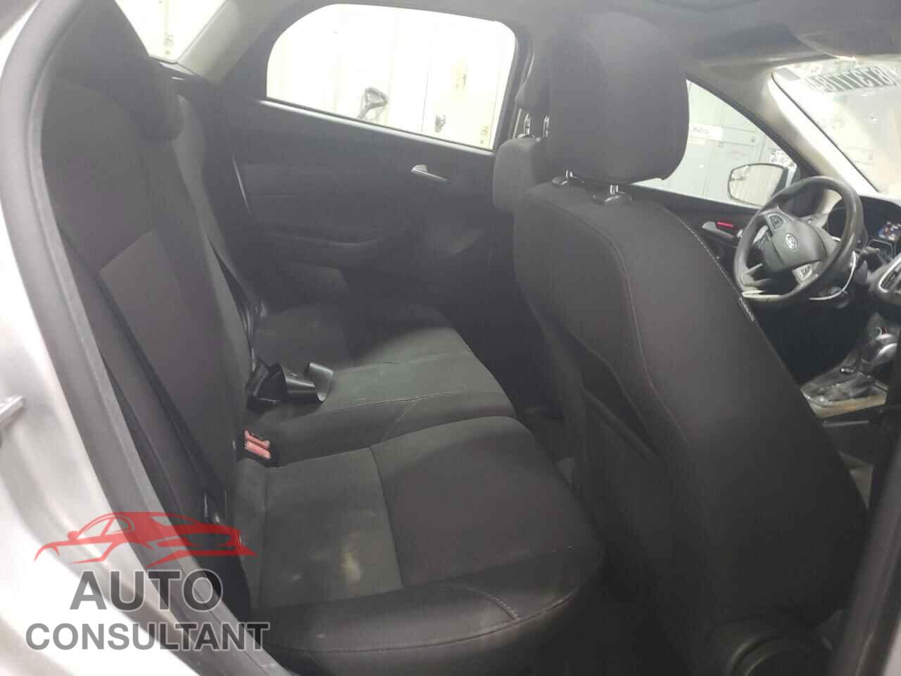 FORD FOCUS 2017 - 1FADP3M25HL346572