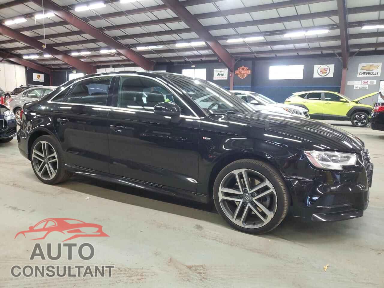 AUDI A3 2017 - WAUJ8GFF2H1053092