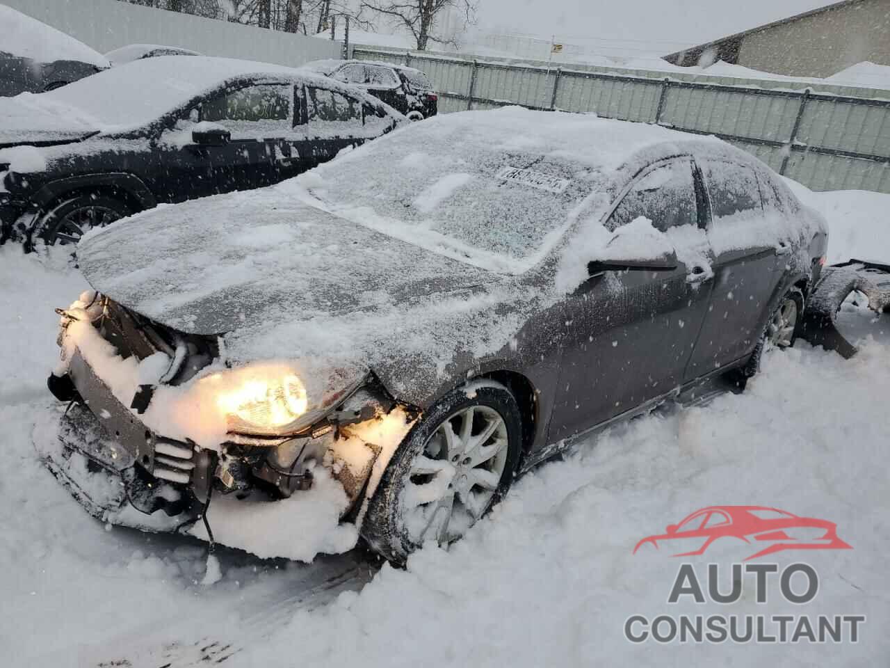 CHEVROLET MALIBU 2011 - 1G1ZE5E15BF337571