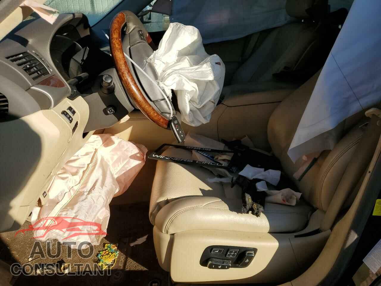 LEXUS LS460 2014 - JTHBL5EF3E5125397
