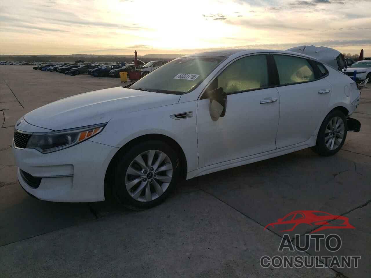 KIA OPTIMA 2016 - 5XXGU4L3XGG070579