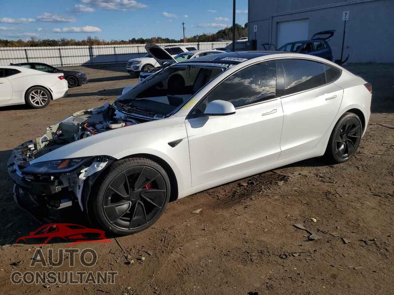 TESLA MODEL 3 2025 - 5YJ3E1ET2SF057814