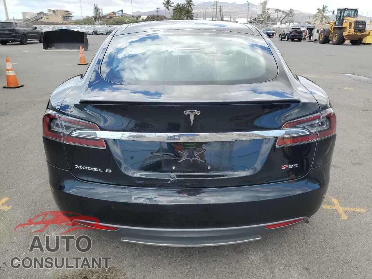 TESLA MODEL S 2012 - 5YJSA1CPXCFP01879