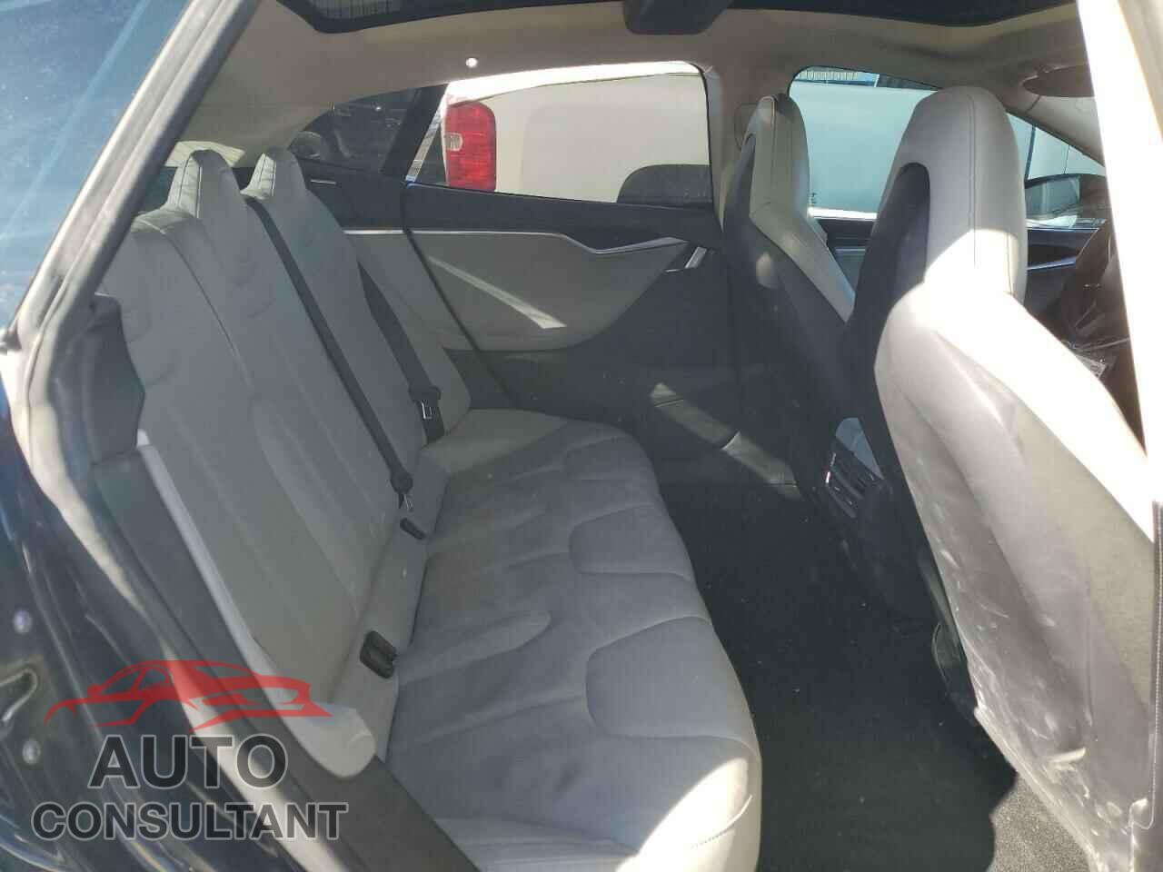 TESLA MODEL S 2013 - 5YJSA1CN9DFP05499