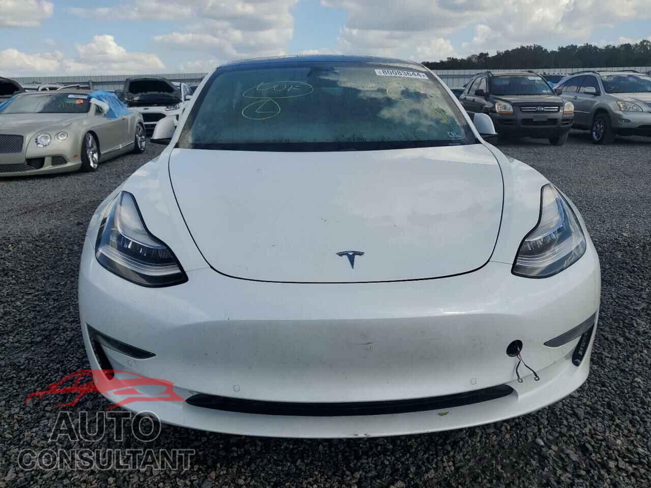 TESLA MODEL 3 2021 - 5YJ3E1EA5MF850610