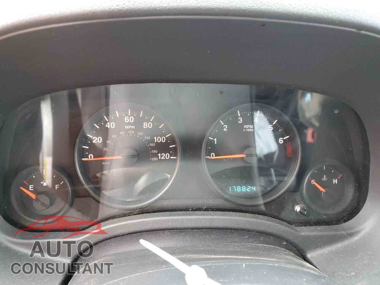 JEEP COMPASS 2011 - 1J4NF1FB7BD240476